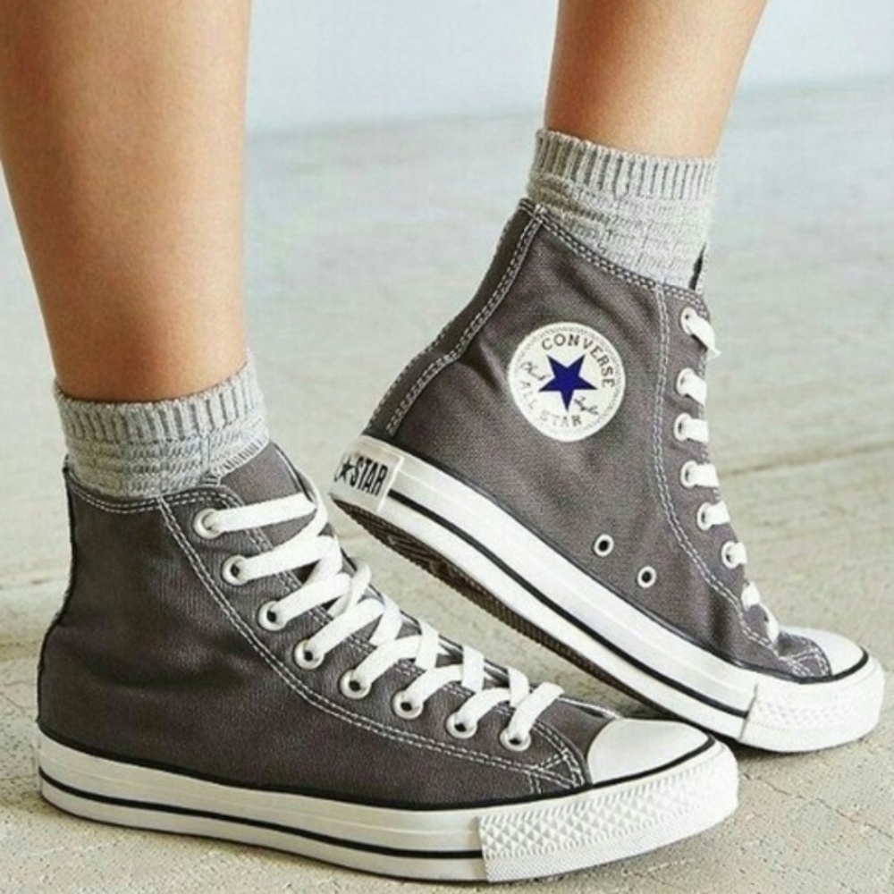 Grey High top Converse